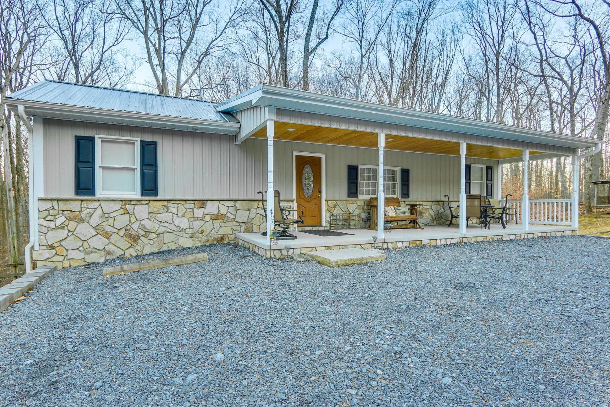 Peaceful And Secluded Knoxville Retreat With Deck Dış mekan fotoğraf
